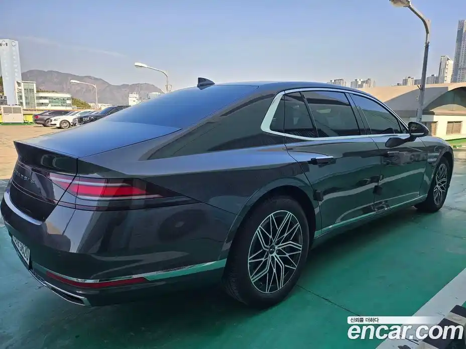 Genesis G90 2022 3.5 гидро в Москве, фото 5