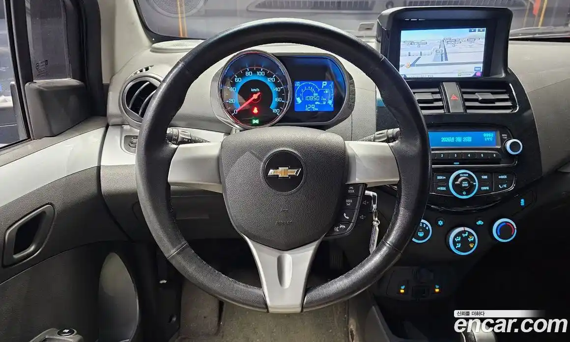 Chevrolet Spark 2014 1.0 гидро в Москве № 935797, фото 13