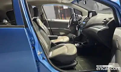 Chevrolet Spark 2014 1.0 гидро в Москве № 935797, миниатюра 10