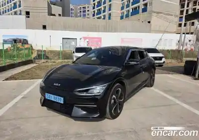 Kia EV6 2023 0.1 Автомат в Москве № 929479, миниатюра 2