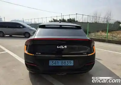 Kia EV6 2023 0.1 Автомат в Москве № 929479, миниатюра 3
