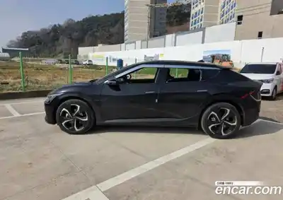 Kia EV6 2023 0.1 Автомат в Москве № 929479, миниатюра 10