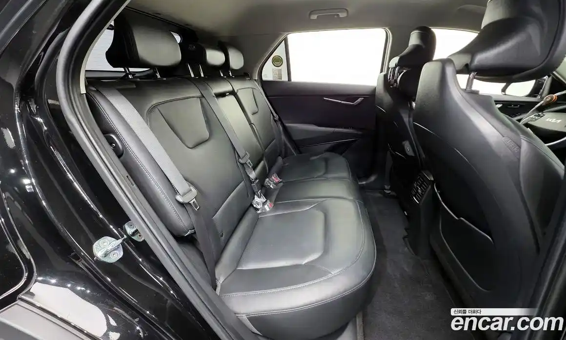 Kia Niro 2022 0.2 Автомат в Москве № 930209, фото 19