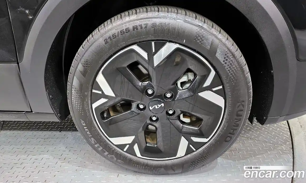 Kia Niro 2022 0.2 Автомат в Москве № 930209, фото 5