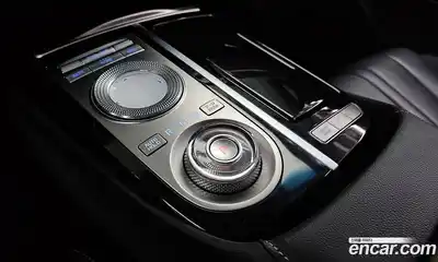 Genesis G80 2022 2.5 Классический в Москве № 930785, миниатюра 9