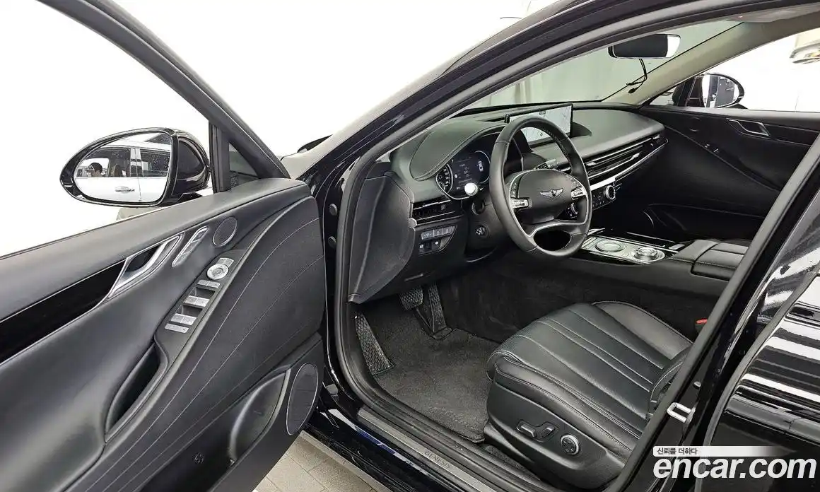 Genesis G80 2022 2.5 Классический в Москве № 930785, фото 10