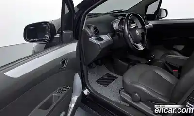 Chevrolet Spark 2014 1.0 механика в Москве № 935922, миниатюра 10