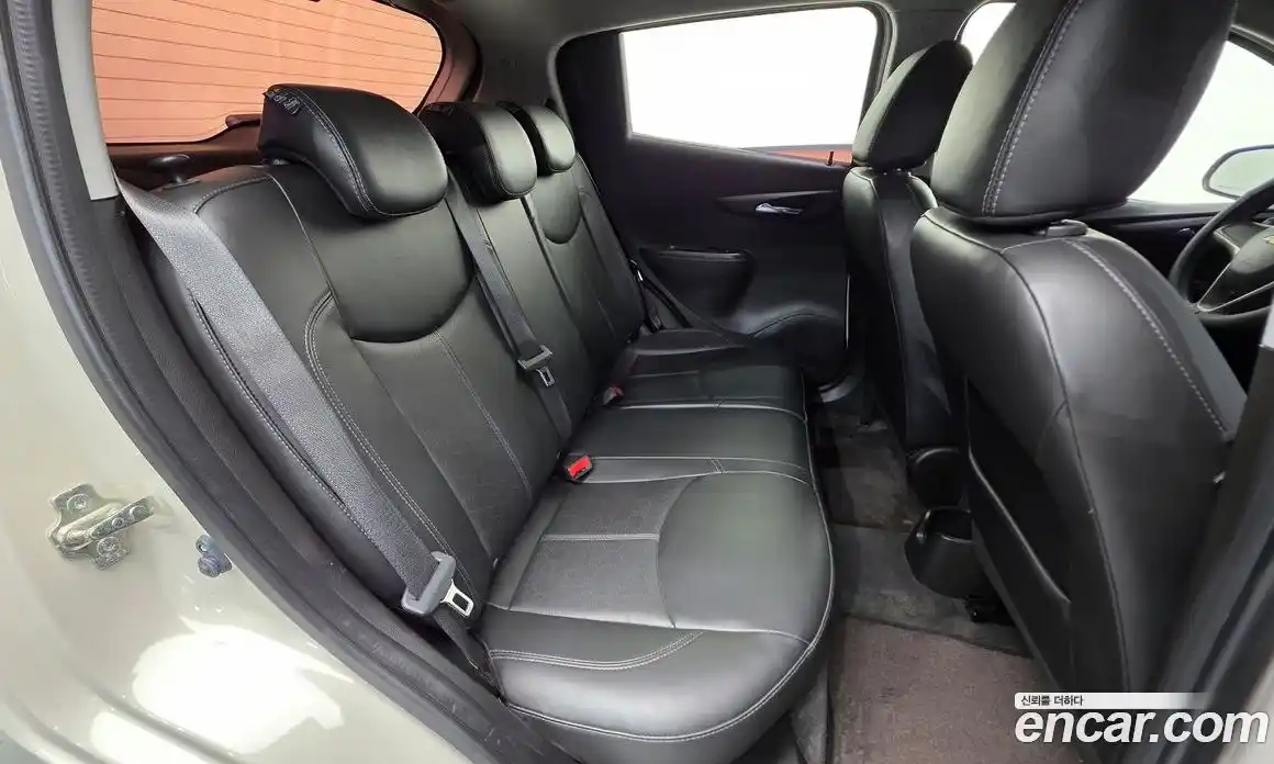 Chevrolet Spark 2016 1.0 гидро в Москве, фото 19