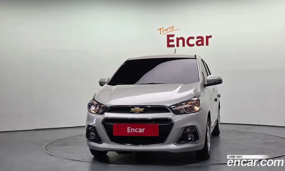 Chevrolet Spark 2016 1.0 гидро в Москве, фото 3