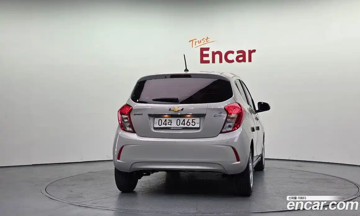 Chevrolet Spark 2016 1.0 гидро в Москве, фото 4