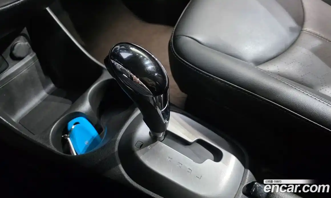 Chevrolet Spark 2016 1.0 гидро в Москве, фото 9