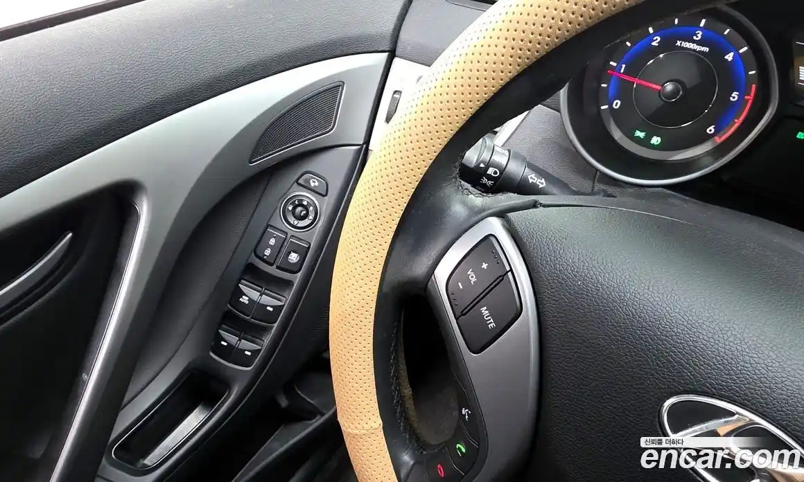 Hyundai Avante 2014 1.6 гидро в Москве № 926964, фото 18