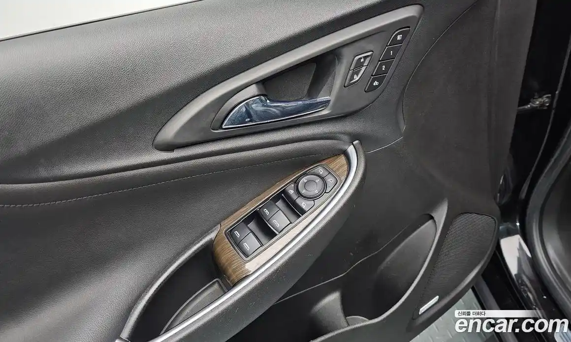 Chevrolet Malibu 2020 2.0 Автомат в Москве № 935178, фото 12