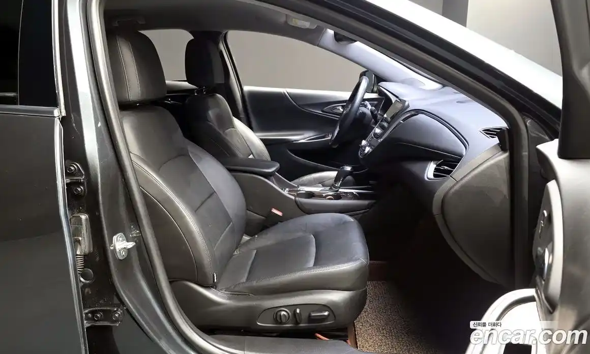 Chevrolet Malibu 2016 1.5 Автомат в Москве № 935205, фото 11