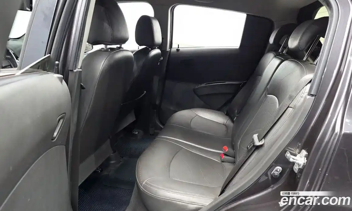 Chevrolet Spark 2013 1.0 гидро в Москве № 935251, фото 12