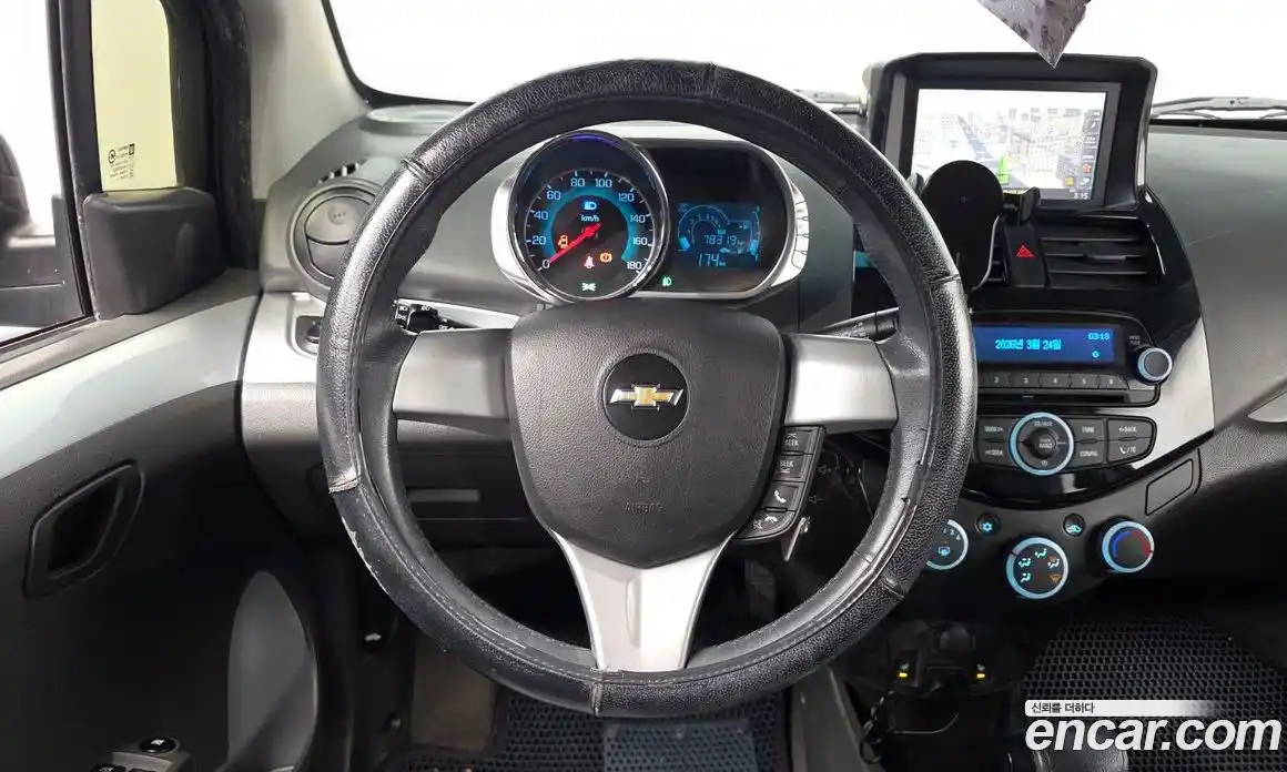 Chevrolet Spark 2013 1.0 гидро в Москве № 935251, фото 13