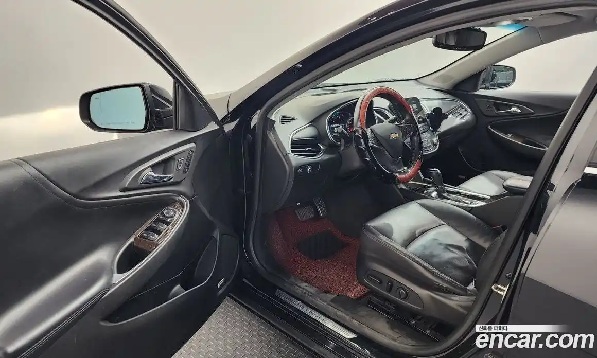 Chevrolet Malibu 2016 2.0 Автомат в Москве № 936465, фото 10