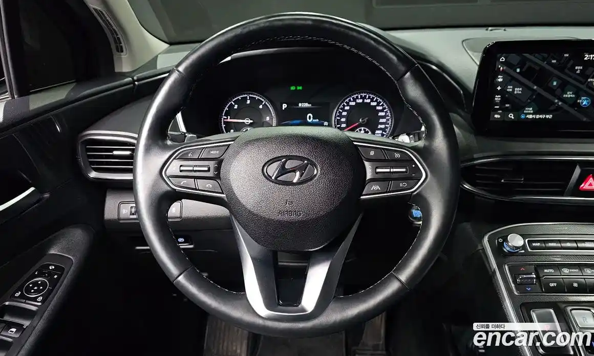 Hyundai Santa Fe 2022 2.2 Автомат в Москве № 927426, фото 13