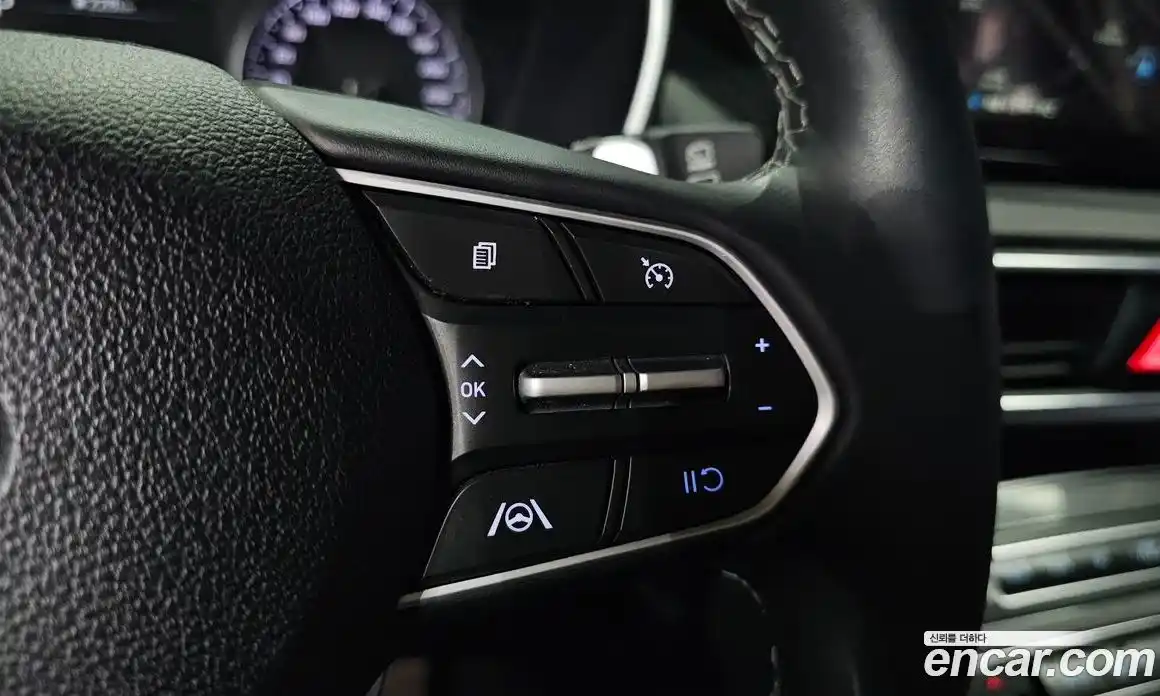 Hyundai Santa Fe 2022 2.2 Автомат в Москве № 927426, фото 17