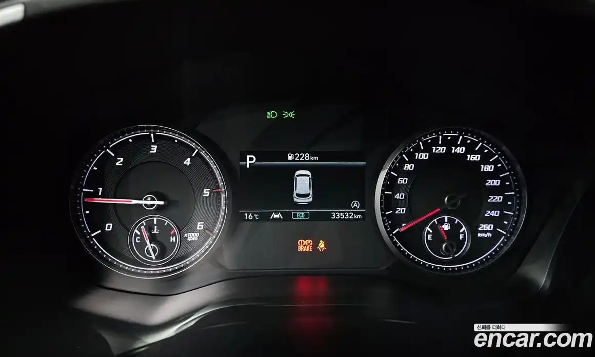 Hyundai Santa Fe 2022 2.2 Автомат в Москве № 927426, фото 8