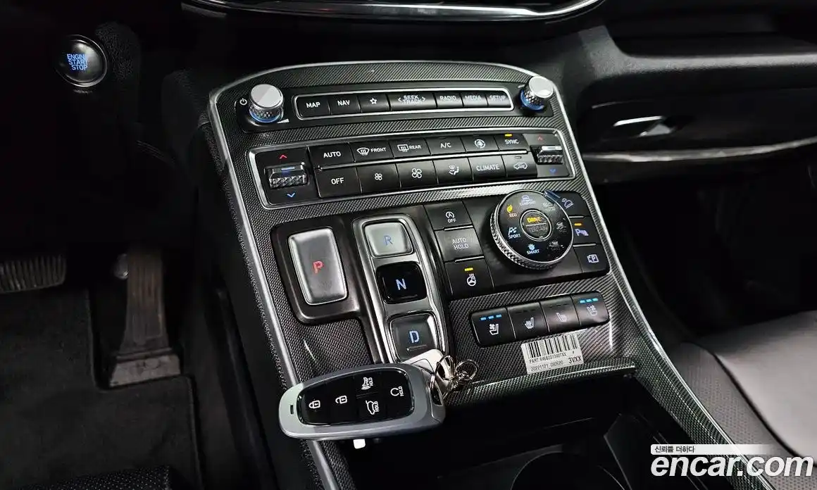 Hyundai Santa Fe 2022 2.2 Автомат в Москве № 927426, фото 9