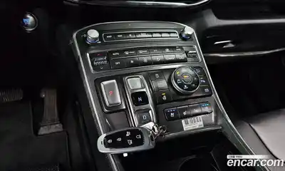 Hyundai Santa Fe 2022 2.2 Автомат в Москве № 927426, миниатюра 9