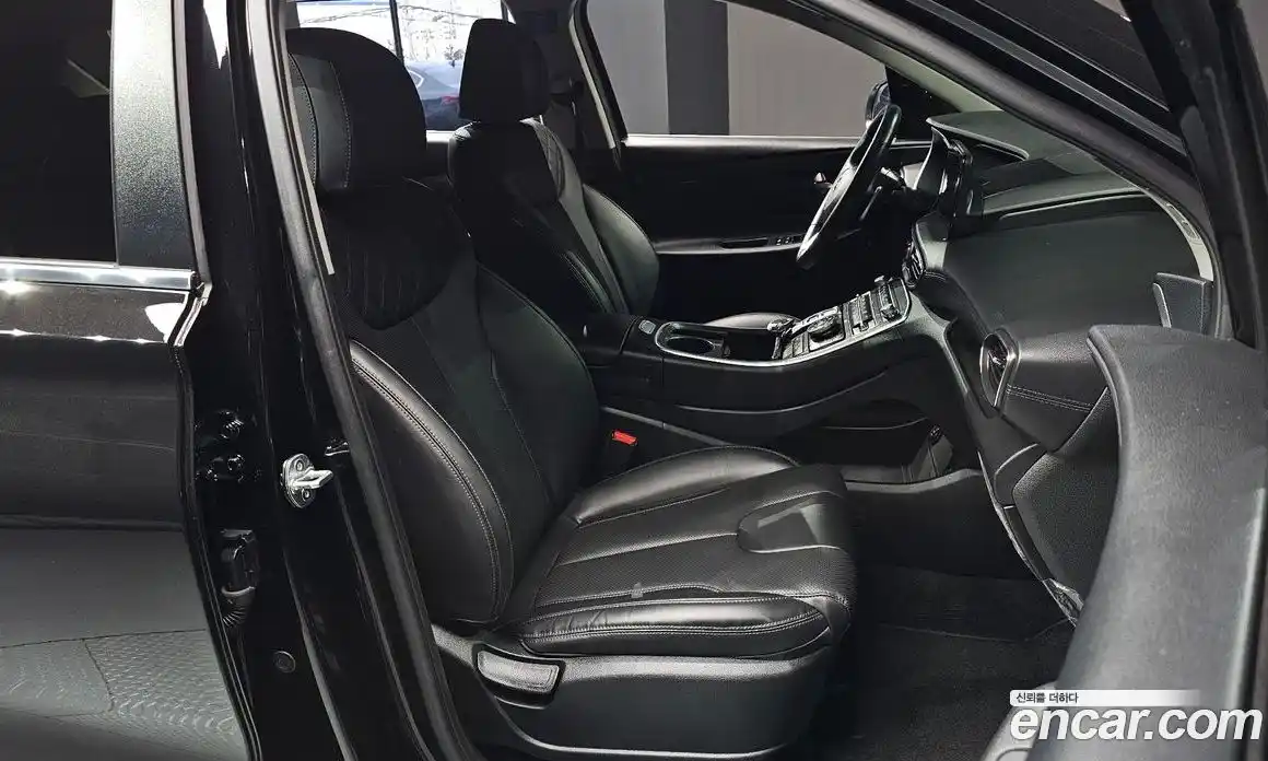 Hyundai Santa Fe 2022 2.2 Автомат в Москве № 927426, фото 10