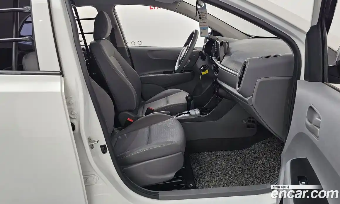 Kia Morning 2021 1.0 Автомат в Москве № 929275, фото 11