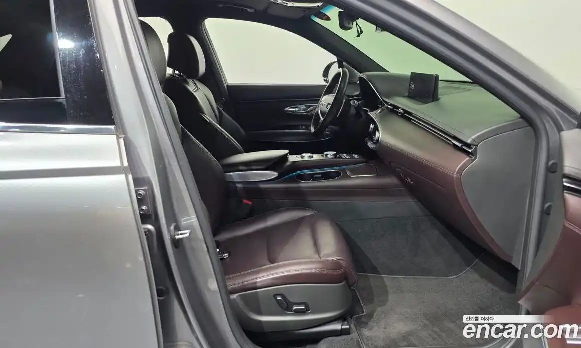 Genesis GV70 2021 2.5 Автомат в Москве № 930604, фото 11