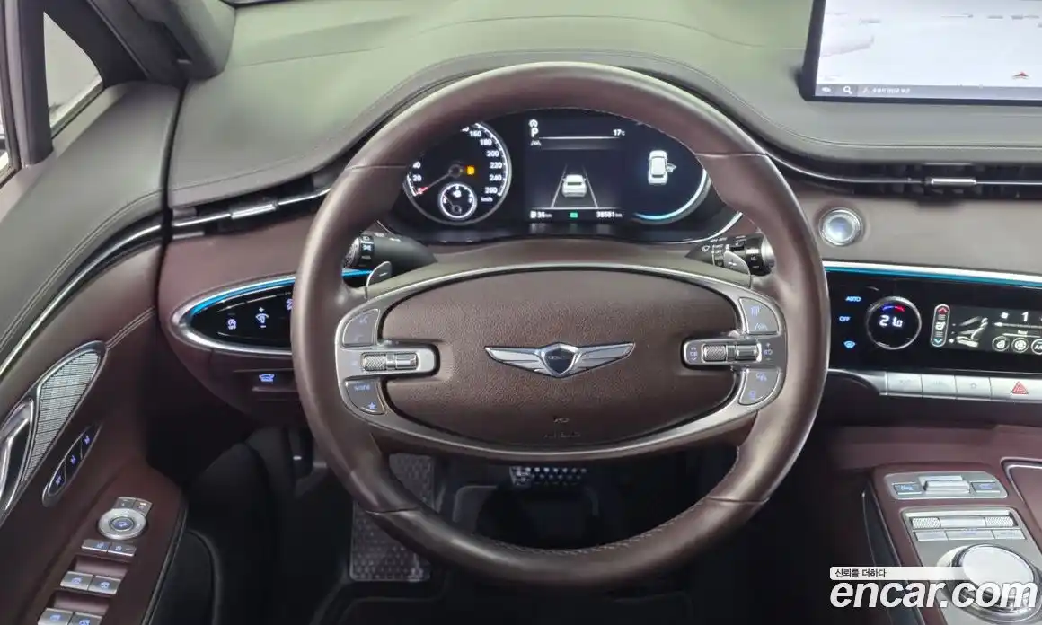 Genesis GV70 2021 2.5 Автомат в Москве № 930604, фото 13