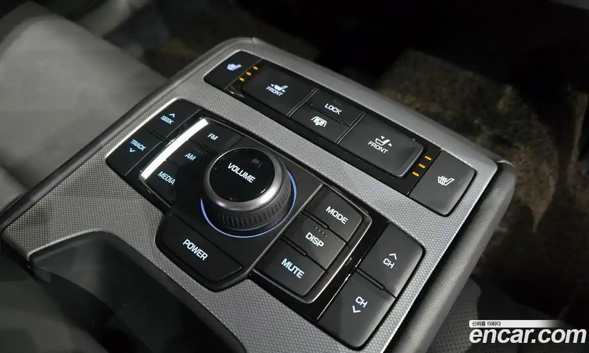 Genesis G80 2018 3.3 Автомат в Москве № 931121, фото 18