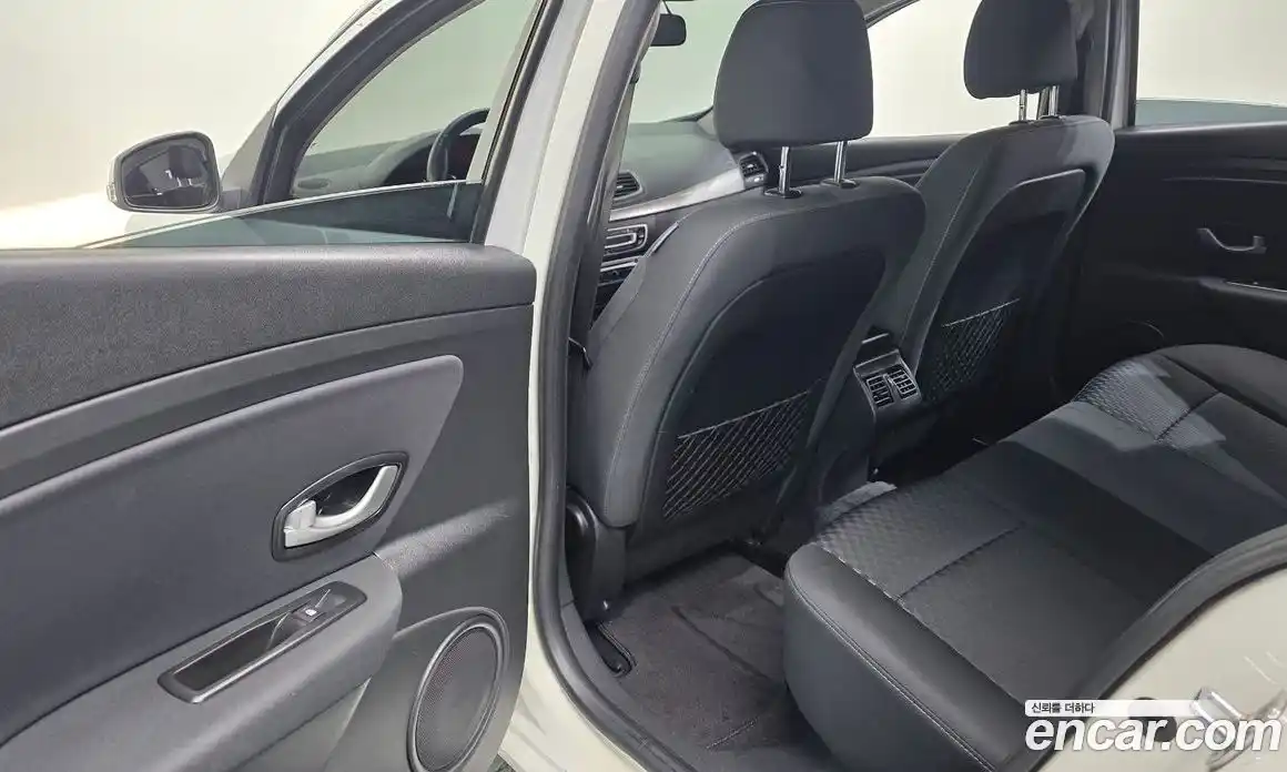 Renault SM3 2010 1.6 гидро, фото 19