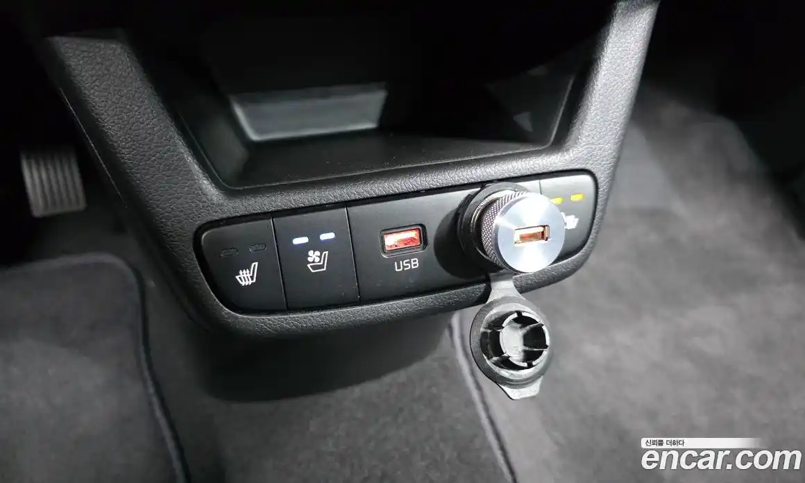 Kia Ray 2024 1.0 Автомат в Москве № 928489, фото 16