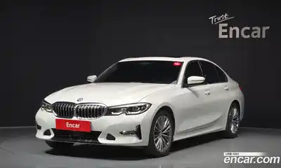 BMW 3-Series, 2022