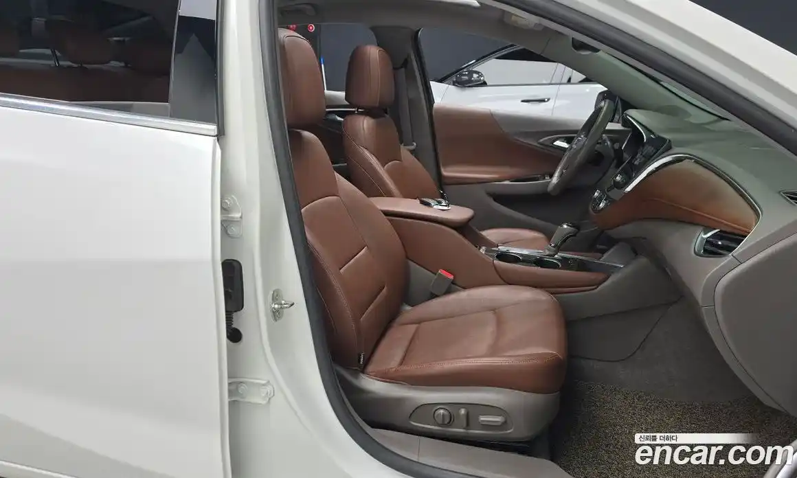 Chevrolet Malibu 2016 2.0 Автомат в Москве № 935306, фото 17