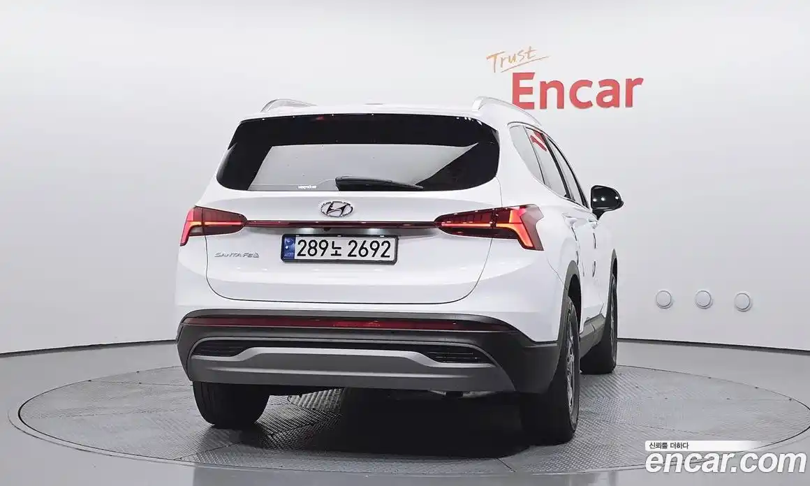Hyundai Santa Fe 2022 1.6 гидро в Москве № 125434, фото 4