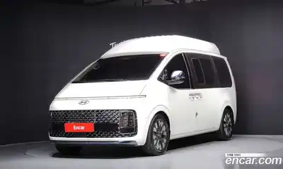 Hyundai Staria, 2022