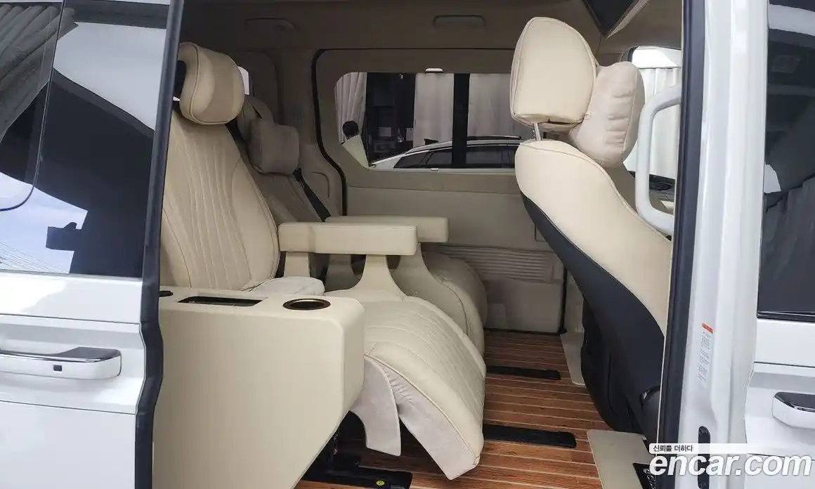 Hyundai Staria 2022 2.2 гидро в Москве № 130035, фото 12