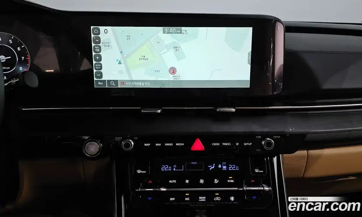 Kia Canival 2023 3.5 Автомат в Москве № 928557, фото 13