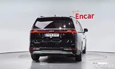 Kia Canival 2023 3.5 Автомат в Москве № 928557, миниатюра 4