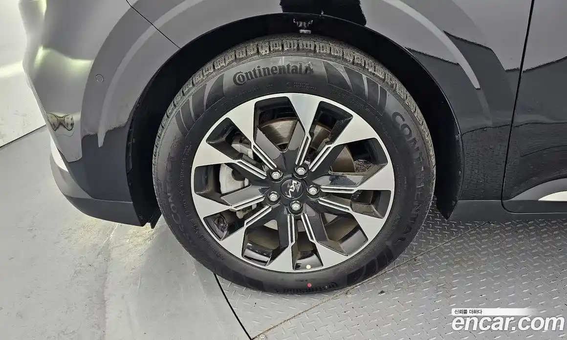 Kia Canival 2023 3.5 Автомат в Москве № 928557, фото 5