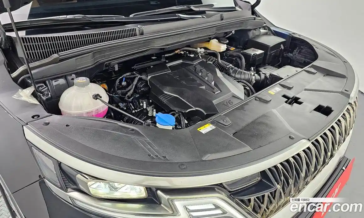 Kia Canival 2023 3.5 Автомат в Москве № 928557, фото 6