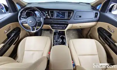 Kia Canival 2020 2.2 Автомат в Москве № 929363, миниатюра 7