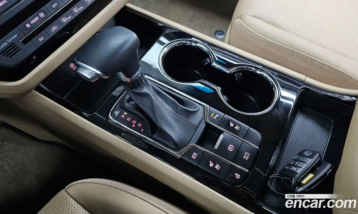 Kia Canival 2020 2.2 Автомат в Москве № 929363, фото 9