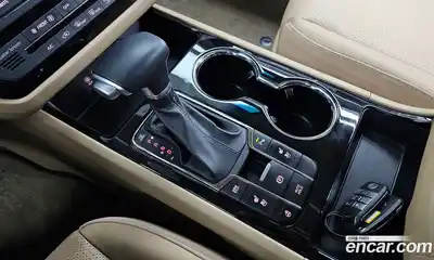 Kia Canival 2020 2.2 Автомат в Москве № 929363, миниатюра 9