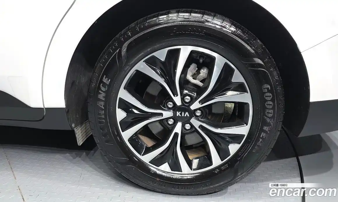 Kia Canival 2021 2.2 Автомат в Москве № 929642, фото 5