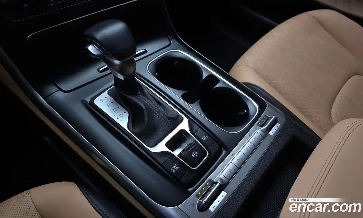 Kia Canival 2021 2.2 Автомат в Москве № 929642, фото 9