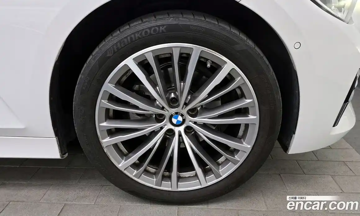 BMW 3-Series 2022 2.0 гидро, фото 5