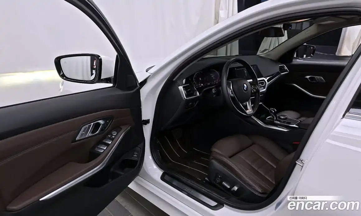 BMW 3-Series 2022 2.0 гидро, фото 10