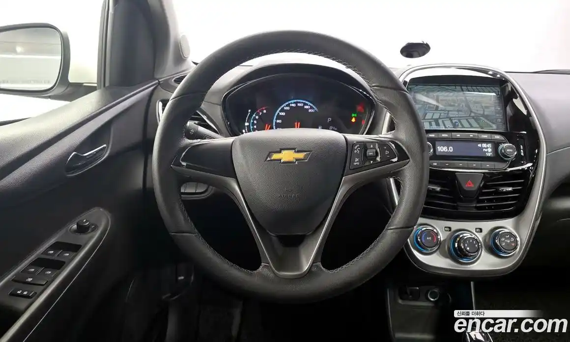 Chevrolet Spark 2017 1.0 Автомат в Москве № 935548, фото 13